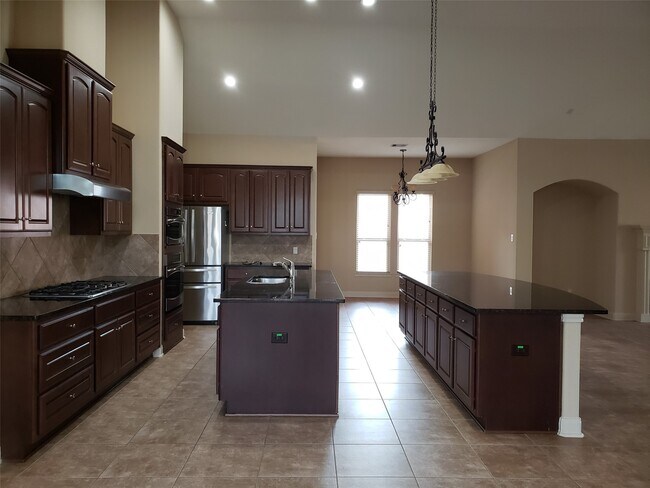 Foto del edificio - 5402 Valley Country Ln