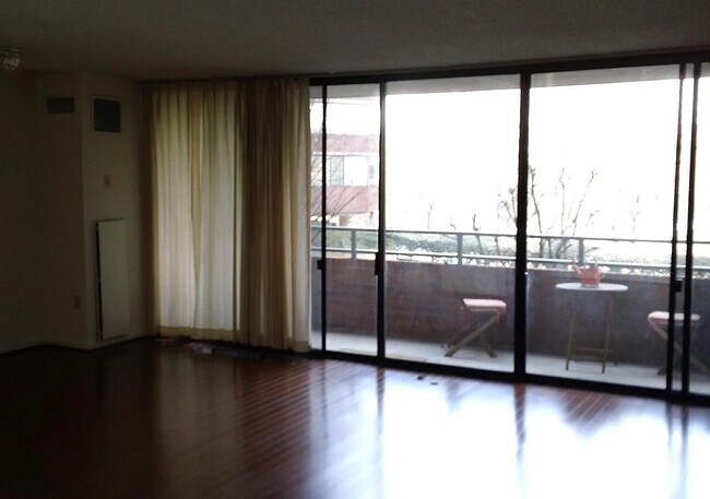 LR /Balcony - 2555 Pennsylvania Ave NW