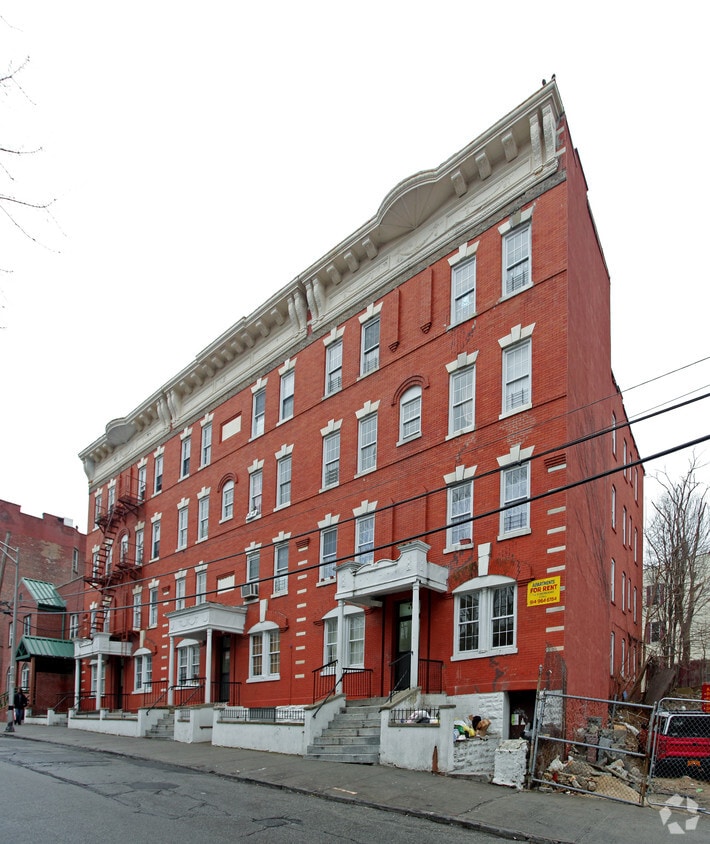 4048 Herriot St, Yonkers, NY 10701 Apartments in Yonkers, NY