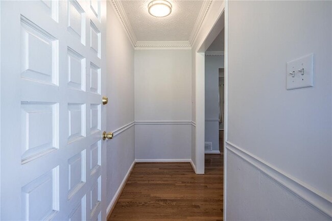 Foto del edificio - 5762 Fairfield Pl