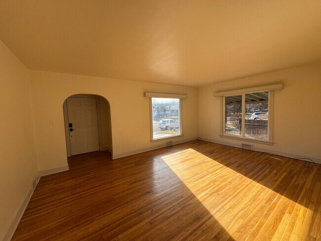 Foto del edificio - Charming University District Home - 4 Bedrooms, 2 Bathrooms