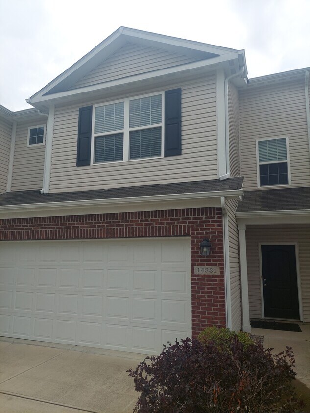 14331 Shooting Star Dr, Noblesville, IN 46060 Condo for Rent in