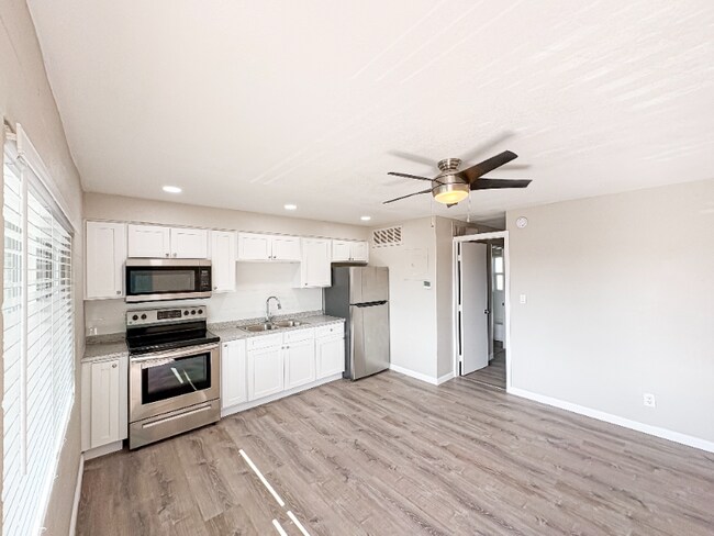 Foto del edificio - 1110 E Highland Ave