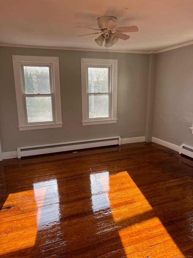 Foto del edificio - 41 S Main St