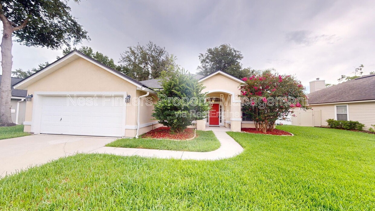 Foto principal - 440 Crescent Pond Dr