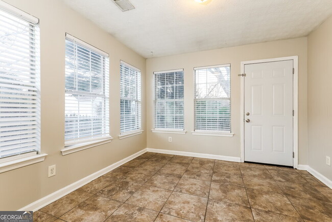 Foto del edificio - 1751 Live Oak Ln