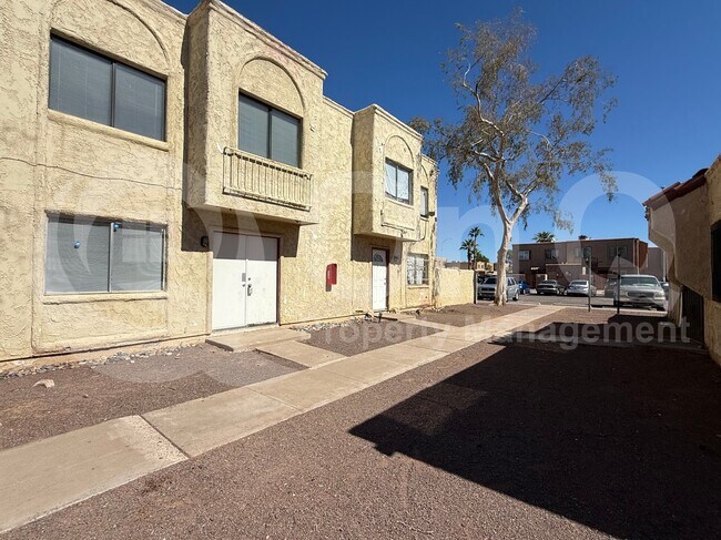 Foto del edificio - 1464 N 54th Ave