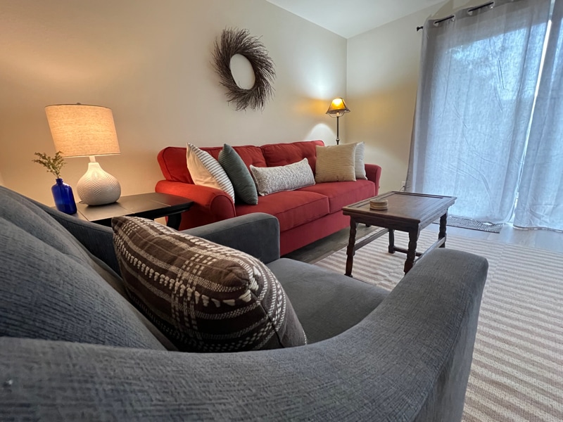 Foto principal - 376 Catron St N