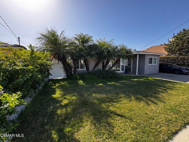 Foto del edificio - 2108 W 236th St