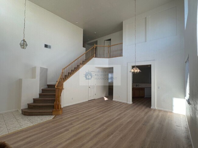 Building Photo - 8655 Tenaya Ct