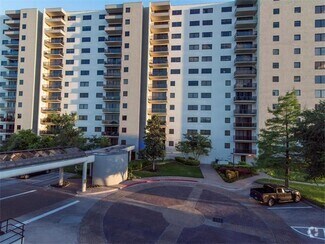 Building Photo - 40 N Interstate Hwy 35