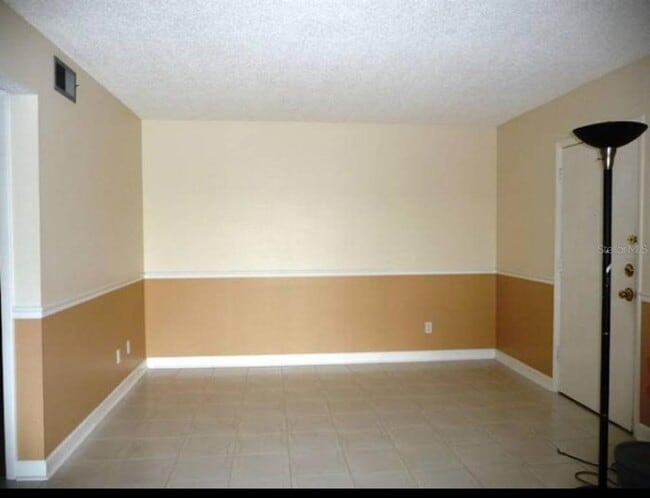 Foto del edificio - 2484 Sharkey Rd