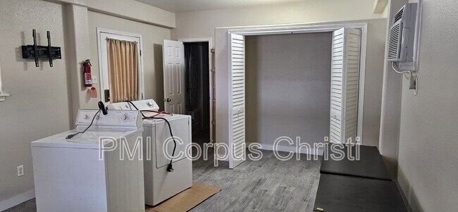 Foto del edificio - 1210 Jonnell St