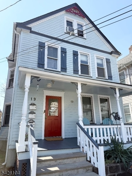 Building Photo - 19 Sylvan Pl