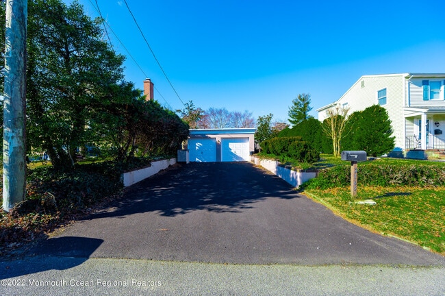 Building Photo - A2165 Terrace Pl