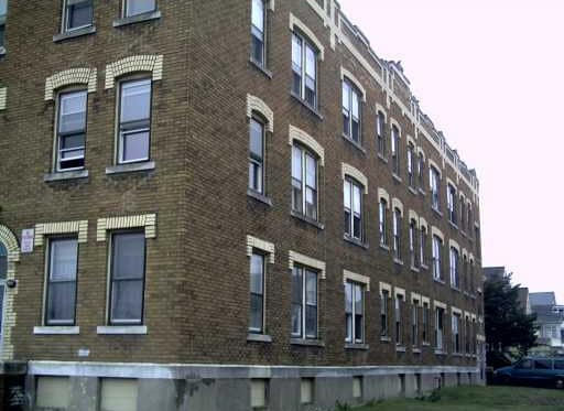 Building Photo - 605 Wethersfield Ave