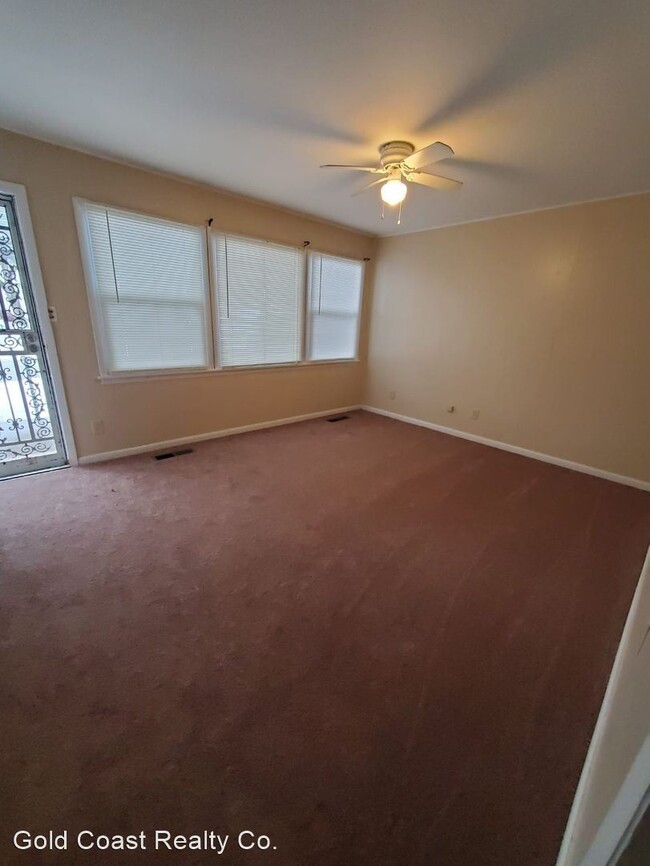 Building Photo - 3 br, 1 bath House - 4625 Gardendale Avenue