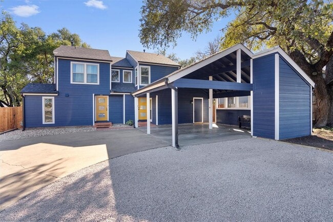 Building Photo - 6909 Woodhue Dr