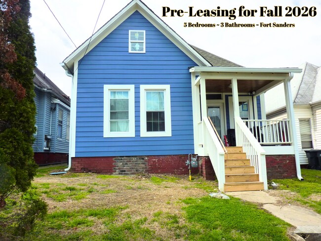 Photo - 207 16th St Townhome
