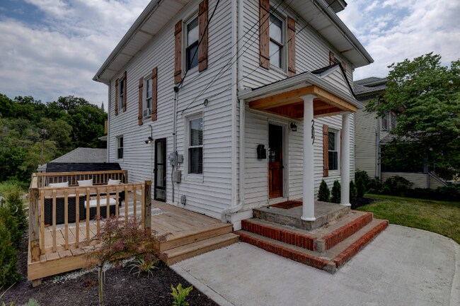 Foto del edificio - 207 East St