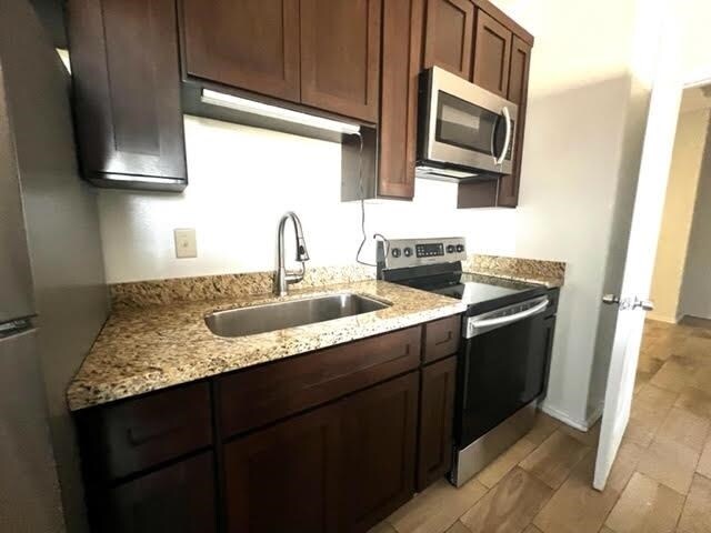 Foto del edificio - 3612 Santa Cleotilde Ave