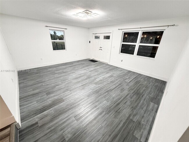 Foto del edificio - 1621 SW 117th Ave