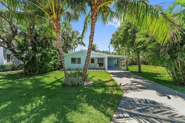 Foto del edificio - 3414 Harbor Rd S