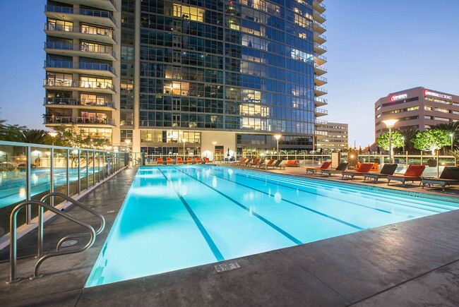 Foto del edificio - Essex Skyline at MacArthur Place