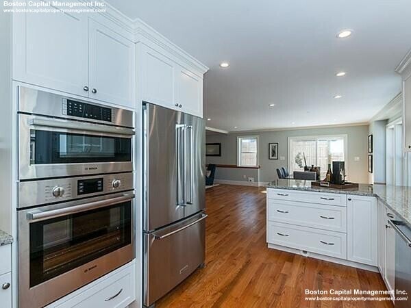 Building Photo - 14 Rockview St
