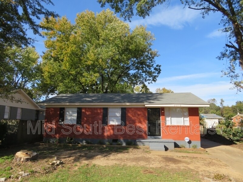 2232 Stephanie Ave, Memphis, TN 38127 House for Rent in Memphis, TN