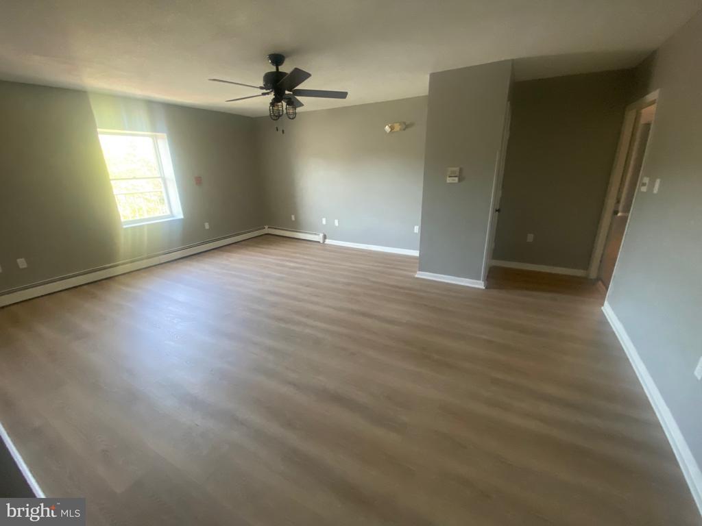 Foto principal - 2712 N Main Ave