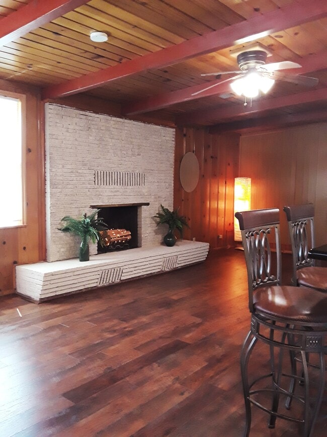 Building Photo - 298 W 23rd St Building Photo - 298 W 23rd St