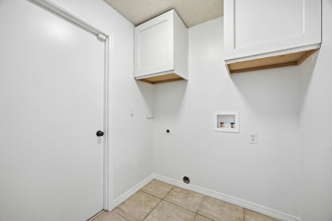 Photo - 1804 Staysail Dr House