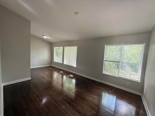 Foto del edificio - 1232 Oakwood St
