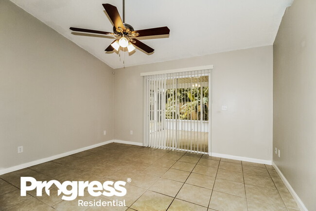 Building Photo - 142 Kelly Cir