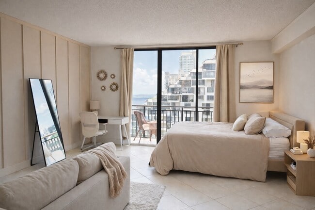 Building Photo - 540 Brickell Key Dr