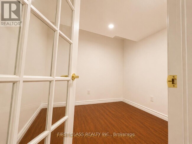 Photo du bâtiment - 2201 Stratus Dr