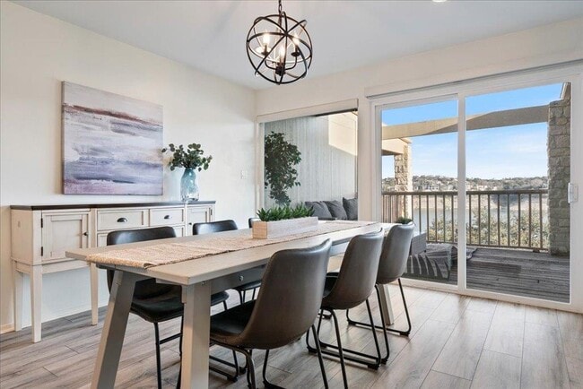 Building Photo - 18231 Lakepoint Cove