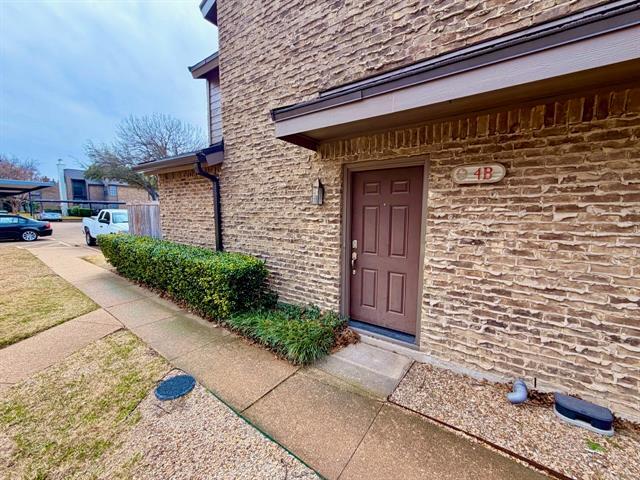 Foto del edificio - 333 Melrose Dr