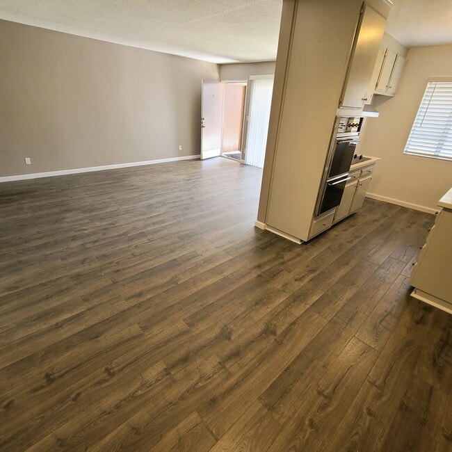 Building Photo - 5035 Coldwater Canyon Ave