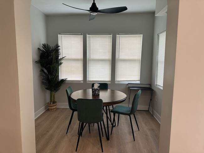 Building Photo - 516 Wistar Pl