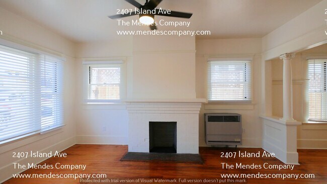 Foto del edificio - 2407 Island Ave