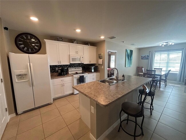 Foto del edificio - 7049 Waterford Pkwy