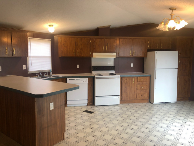 Building Photo - 207 Campus Dr