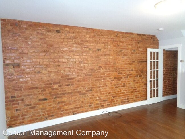 Building Photo - 4025 Falls Rd