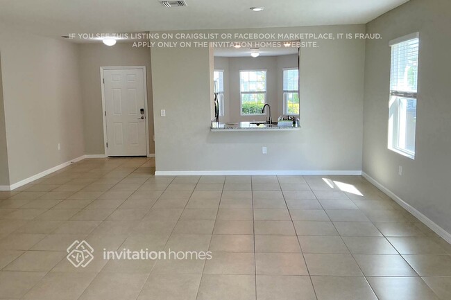 Building Photo - 10292 Silver Pond Lane