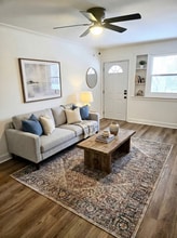 Building Photo - 5306 Eaton Cir