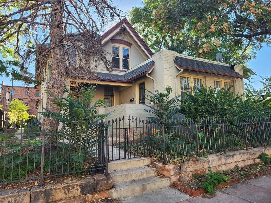 Photo - 1720 N Pearl St (Denver, CO)