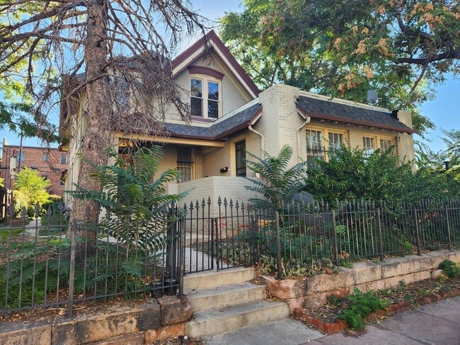 Photo - 1720 N Pearl St Apartment