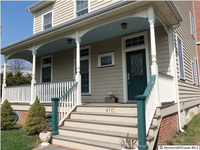 Building Photo - 410 Brighton Ave
